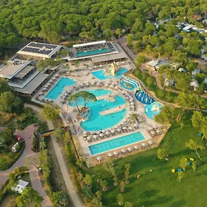 5* Ferienpark Mediterraneo Village